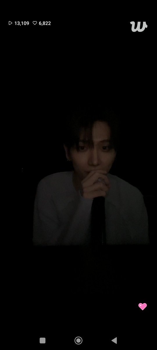 loffymuse's tweet photo. late night video call sebelum tidur gitu yaa jaee? hehe (⁠´⁠ ⁠.⁠ ⁠.̫⁠ ⁠.⁠ ⁠`⁠) https://t.co/H6gwPSOfKq