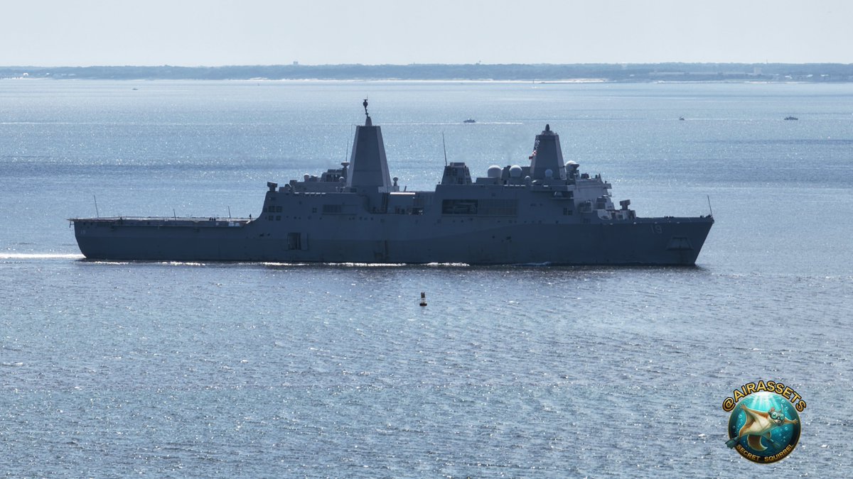 AirAssets's tweet photo. 11:00 EST 6 August 2026 the USS Mesa Verde (Green Table) LPD19 a San Antonio class amphibious assault ship returning to Norfolk from sea trials after spending 2 years of maintenance work in the shipyard. Welcome back crew and congrats on getting your ship back ! Hooyahh

#LPD19 #USSMesaVerde #USNavy #FleetForces #NAVSTA #NOB #NavalStationNorfolk