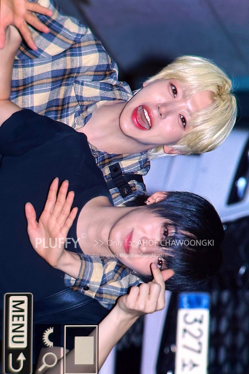 woongjeu's tweet photo. i love you hani woongie i love this beautiful hankiful life https://t.co/FomcETsoJX