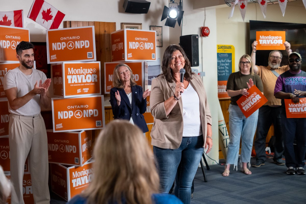 OntarioNDP's tweet photo. A packed room and roaring support at our Hamilton East—Stoney Creek Campaign Kickoff event last night! https://t.co/Rm2vsCOY76