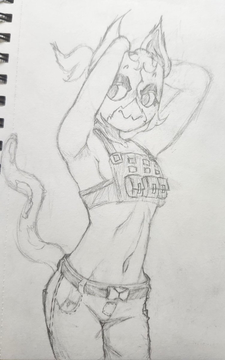 Gullepos's tweet photo. I could probably use my art skills to draw better things but errrhh, I'd rather draw women https://t.co/M2wBR1KIOW