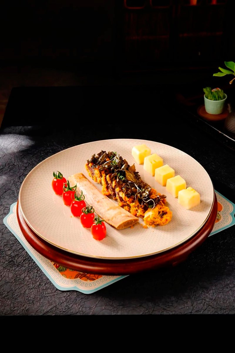 YvonneSaro4lxr's tweet photo. Craving bold flavors Try our new miso-glazed sea bream with pickled plum rice – a tiny taste of Tokyo right here, with umami that hits every note!， https://t.co/tImwVSutt7