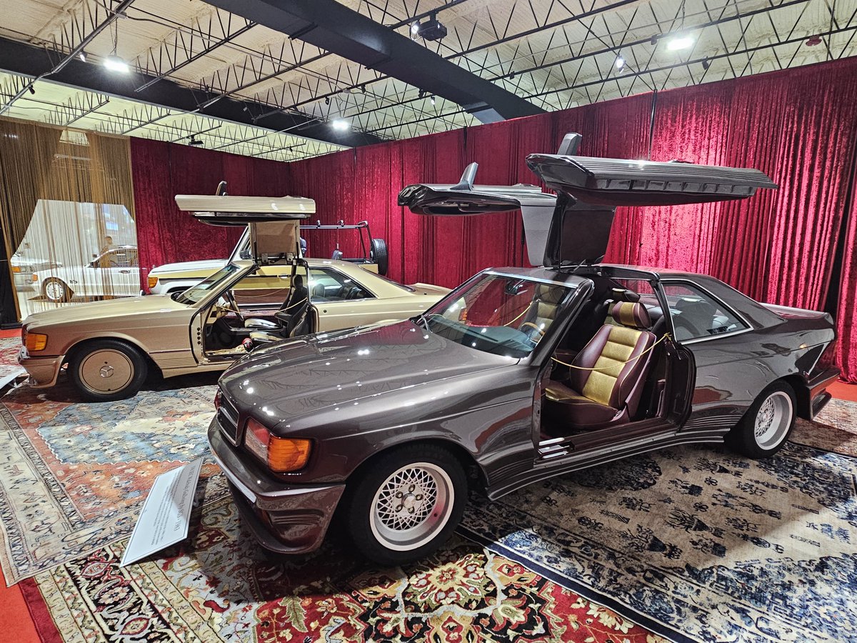 OctaneMatthew's tweet photo. Never thought I would get the chance to see one of these crazy SGS Gullwings in real life, let alone multiples!

Absolutely mind-blowing collection at the Patina Collective. https://t.co/hNpLGvBbEA