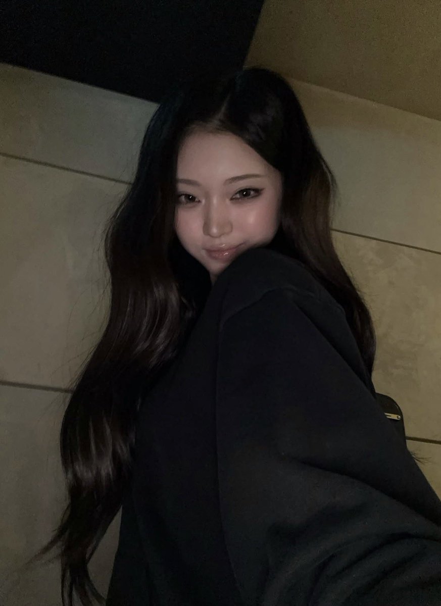 bbhampome's tweet photo. 관심    ............... https://t.co/r80gdDXk8H