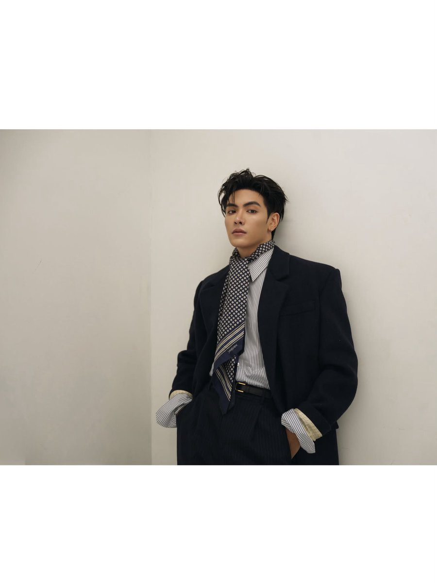 callmebamnie's tweet photo. #เดอะบอยอินซอยปาร์ตี้ 
#MensFolioThailand

taking grab to the event... so narak https://t.co/SOGPCoDVJC