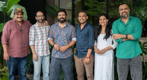basilmbenny01's tweet photo. Actually what's your plan ? 🙂
@BhavanaStudios #bkuUpdate https://t.co/Yef5IfIBEo