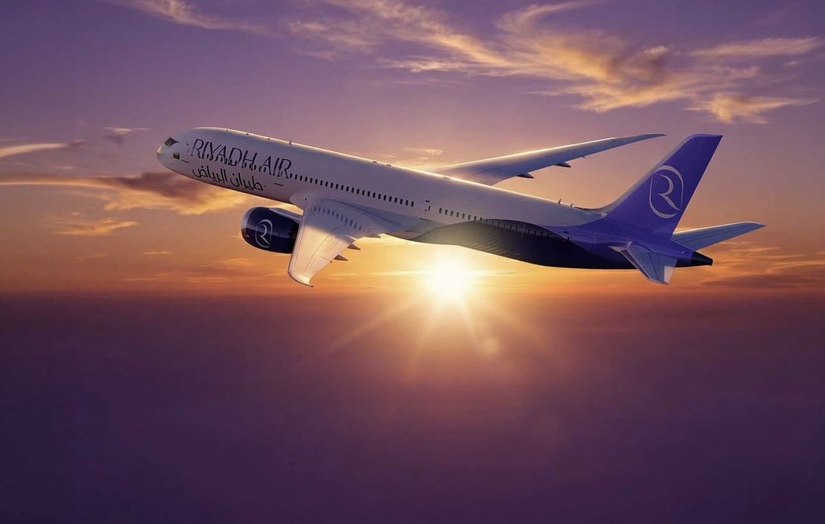 SaudiProject's tweet photo. #طيران_الرياض يبدأ تشغيل رحلاته إلى #بانكوك ابتداءً من 2 سبتمبر بواقع 3 رحلات أسبوعيًا، لترتفع بذلك شبكة وجهاته إلى 14 وجهة، بما يعزز الربط الجوي بين المملكة وتايلاند، ويدعم حركة السياحة والأعمال والتبادل التجاري https://t.co/S6tgQWma5H