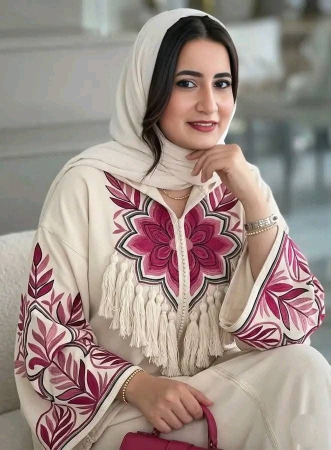 shab_dat23025's tweet photo. مساء الورد والياسمين 🌹🤍
وش حالكم؟ عساكم طيبين وبأحسن حال.
أسعد الله مساءكم بكل خير. 💗 https://t.co/5rYngsDcgD