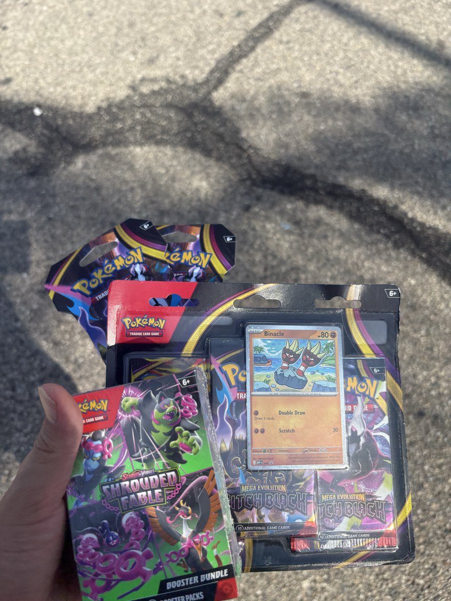 SKYJ84's tweet photo. @PokeNabu target db, also has chaos rising booster pack, bundle and etb https://t.co/wJUKnfAvqG
