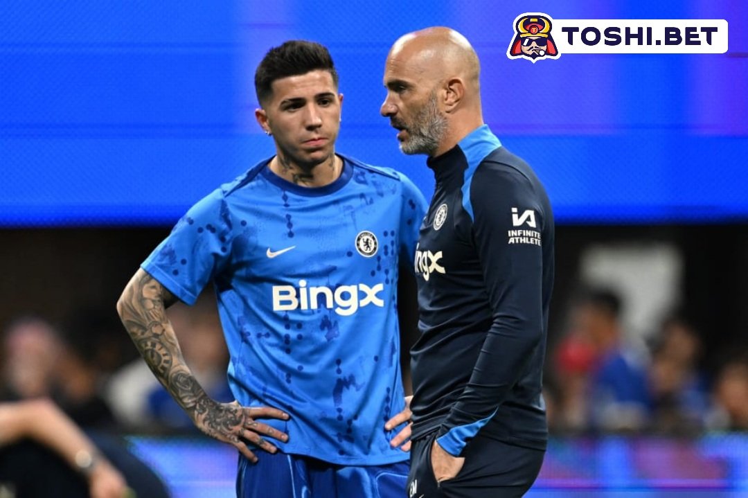 Blue_Footy's tweet photo. I wonder if Maresca comes back for Enzo Fernandez after selling Rodri to Barcelona. 🤔 https://t.co/jluReCnwbY