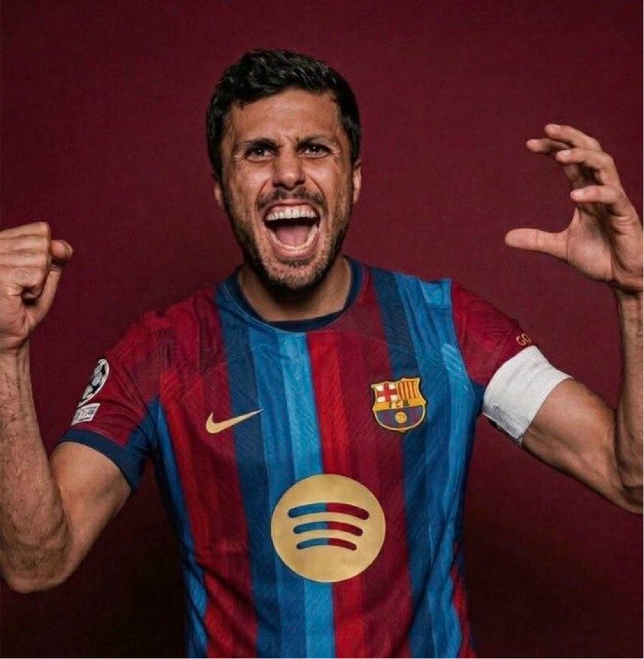 BarcaTimezz's tweet photo. 🚨BREAKING: If Barcelona can’t sign Alvarez, Deco will ask Rodri to KIDNAP Haaland. https://t.co/mq692t3qZV