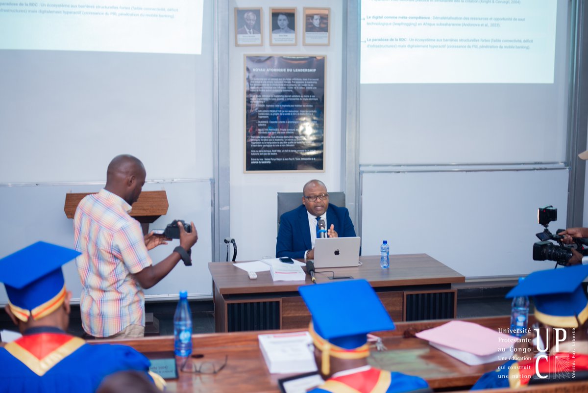 UPCofficiel's tweet photo. L’Université Protestante au Congo (UPC) adresse ses félicitations à Monsieur Jean-Claude Tshipama Tshibanda à l’occasion de la soutenance de sa thèse de doctorat.

Pour la suite, bon succès Cher Docteur Tshipama Tshibanda 🎓 ! https://t.co/Ap6yeWPhXm