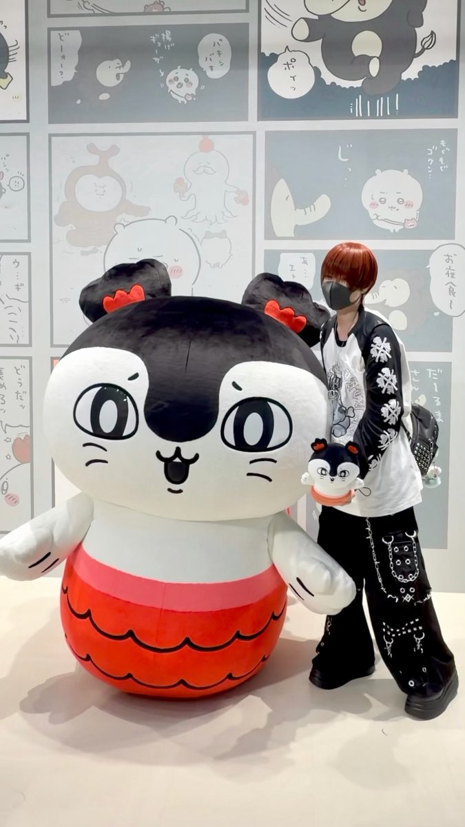 yu_usamomo's tweet photo. セイレーンも可愛すぎた🫶
自分のぬいに喜んでキス❔しに来たけど食べようとは、、、
してないよな｜˙꒳​˙) 

大切な夏の思い出になりました🤳 https://t.co/Tu0m0aw0s5