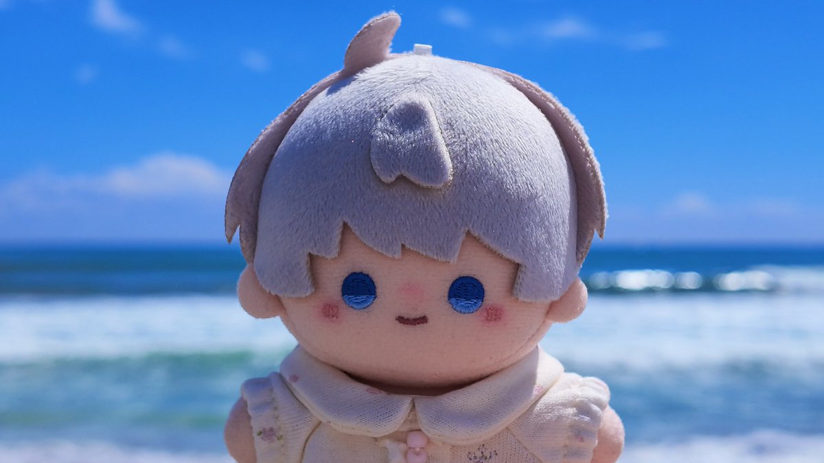 IvvvanW's tweet photo. 带着回回来旅游了 看到这个兔子很难不购入 https://t.co/X2TRyuxaxK