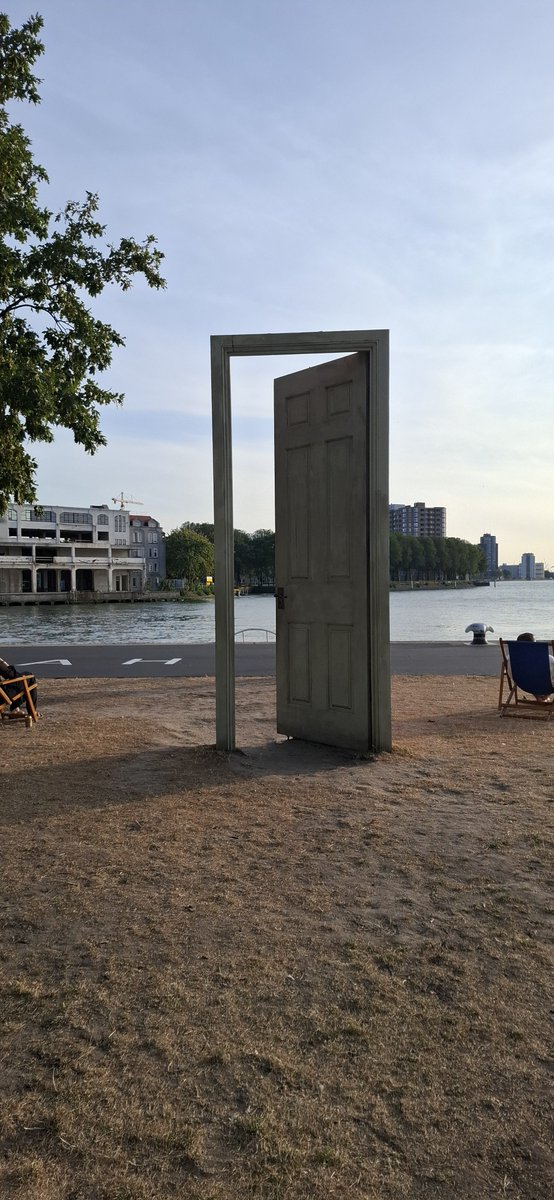 iktwitelkedag's tweet photo. De Kop van Zuid
Groeten uit Rotterdam
Een fijne avond π«‘ https://t.co/JjSao5cGOs