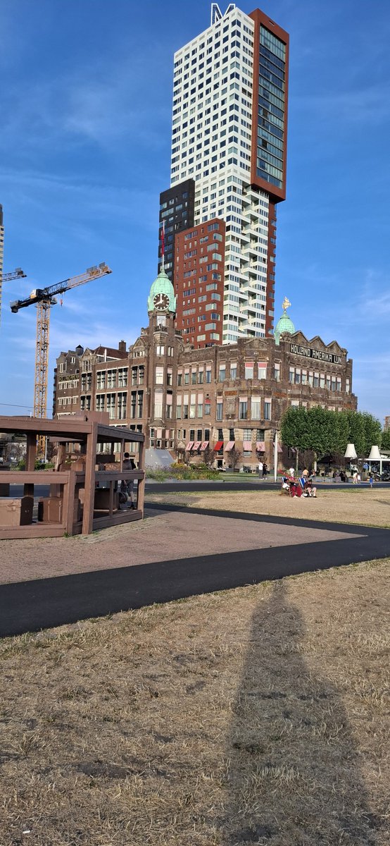 iktwitelkedag's tweet photo. De Kop van Zuid
Groeten uit Rotterdam
Een fijne avond π«‘ https://t.co/JjSao5cGOs