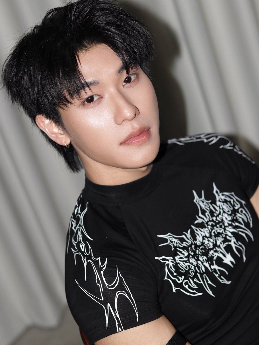 ThewayOffroad's tweet photo. OFFROAD’S  UPDATE [ 2026.08.06 ]✨   
IG : openlabel_th (4)

“ #.ท้ายพี่โต้ 🤟🏻🖤 ”

#เดอะบอยอินซอยปาร์ตี้
#MensFolioThailand

#ออฟโรด #offroadKTP  #ThewayOffroad https://t.co/x3youAQIYO