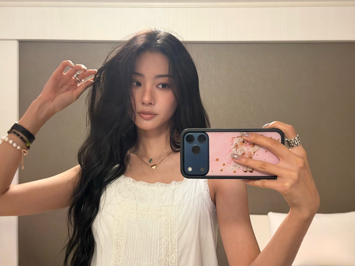 ggamiieolhc's tweet photo. 아무리봐도 최근 사진 타율 에반데ㅜ https://t.co/UyiZr5LDJM