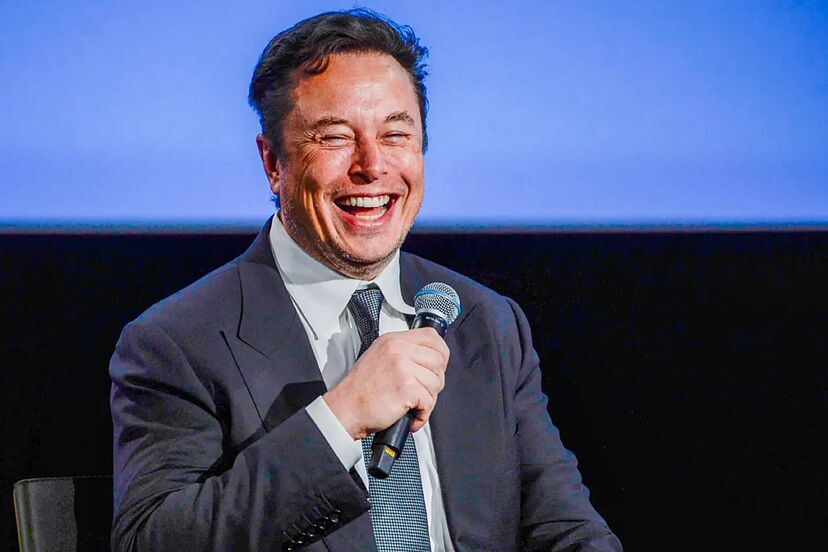 BasilTheGreat's tweet photo. 🚨NEWS: The Leader of the Green Party in France has called for X to be shut down after Elon Musk backed Marine Le Pen in the forthcoming French Presidential elections

Musk responded by saying she should be shut down for treason against France https://t.co/Gyh7oGTXhm