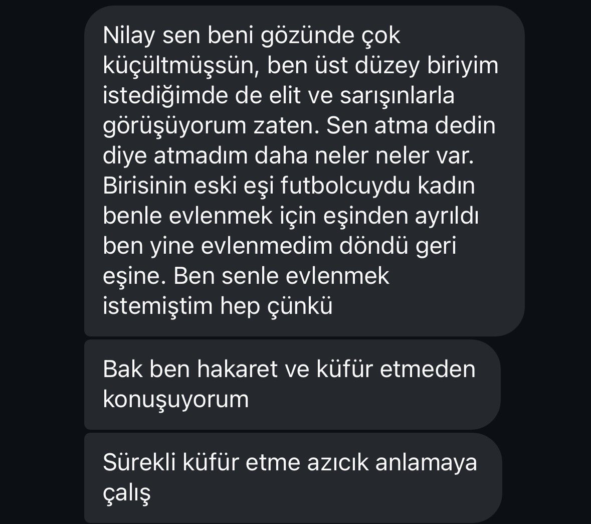 sonfecianalik's tweet photo. Ne zaman kendinizi cringe hissederseniz eximin bana yazdığı mesajlar aklınıza gelsin ve rahatlayın https://t.co/37SPTKDQBd