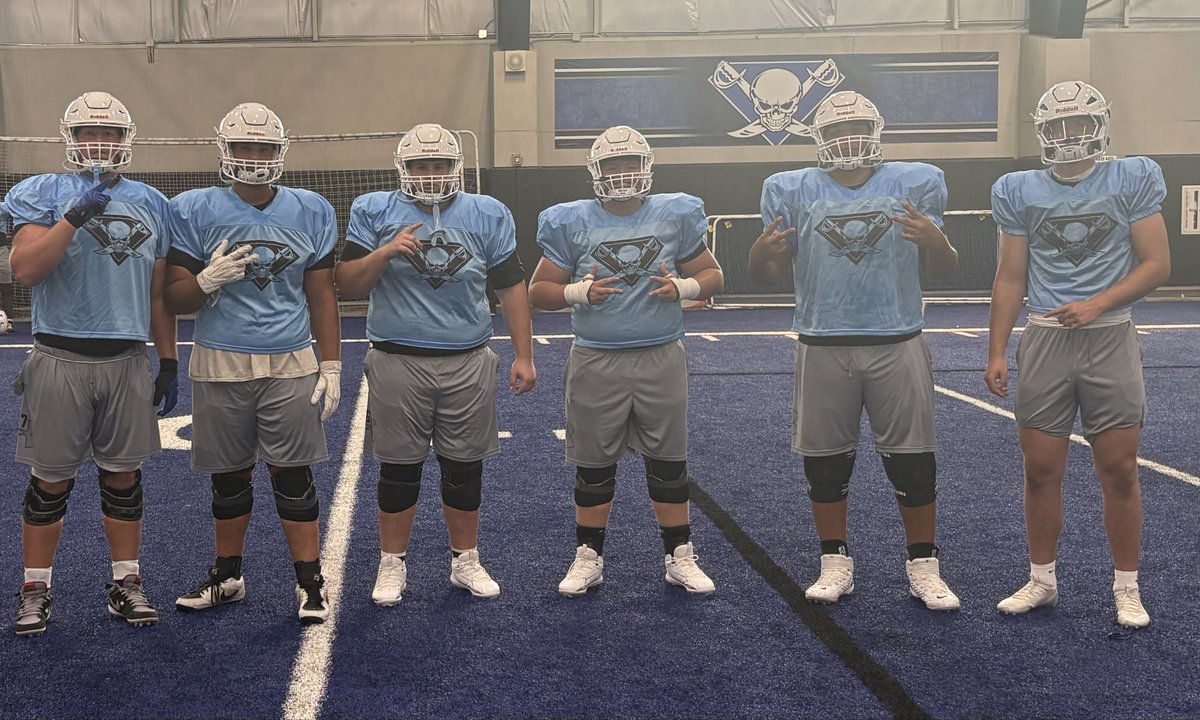 CoachWyattJ's tweet photo. Them HOGS!!

2027 OT @charliejoe_b - 6’6 325
2027 OG @chasematkoff13 6’5 315
2027 C @braydenisd1 6’2 300
2027 OG Josh Thibodaux 6’1 285
2027 OT Ashton Jimenez 6’5 325
2027 TE @MatthewONE14 6’4 230

#RecruitDUBeast https://t.co/uAvQl6WMEo