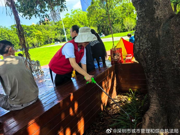 YADAVSI08860433's tweet photo. [Join our neighborhood cleanup this Sat, 9 AM at Central Park! Bring gloves u0026 a smile—let’s make our community cleaner together. Free snacks provided! #LocalCommunity]， https://t.co/tpUQVPHPCg