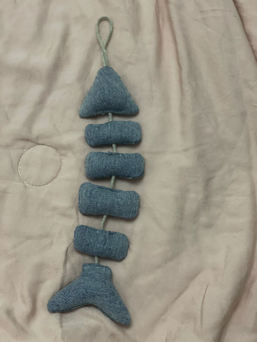 aewagley1's tweet photo. Just made a cute fabric keychain with old jeans scraps! Quick, zero-waste DIY to turn trash into something lovely. https://t.co/ONZy2MEEK7