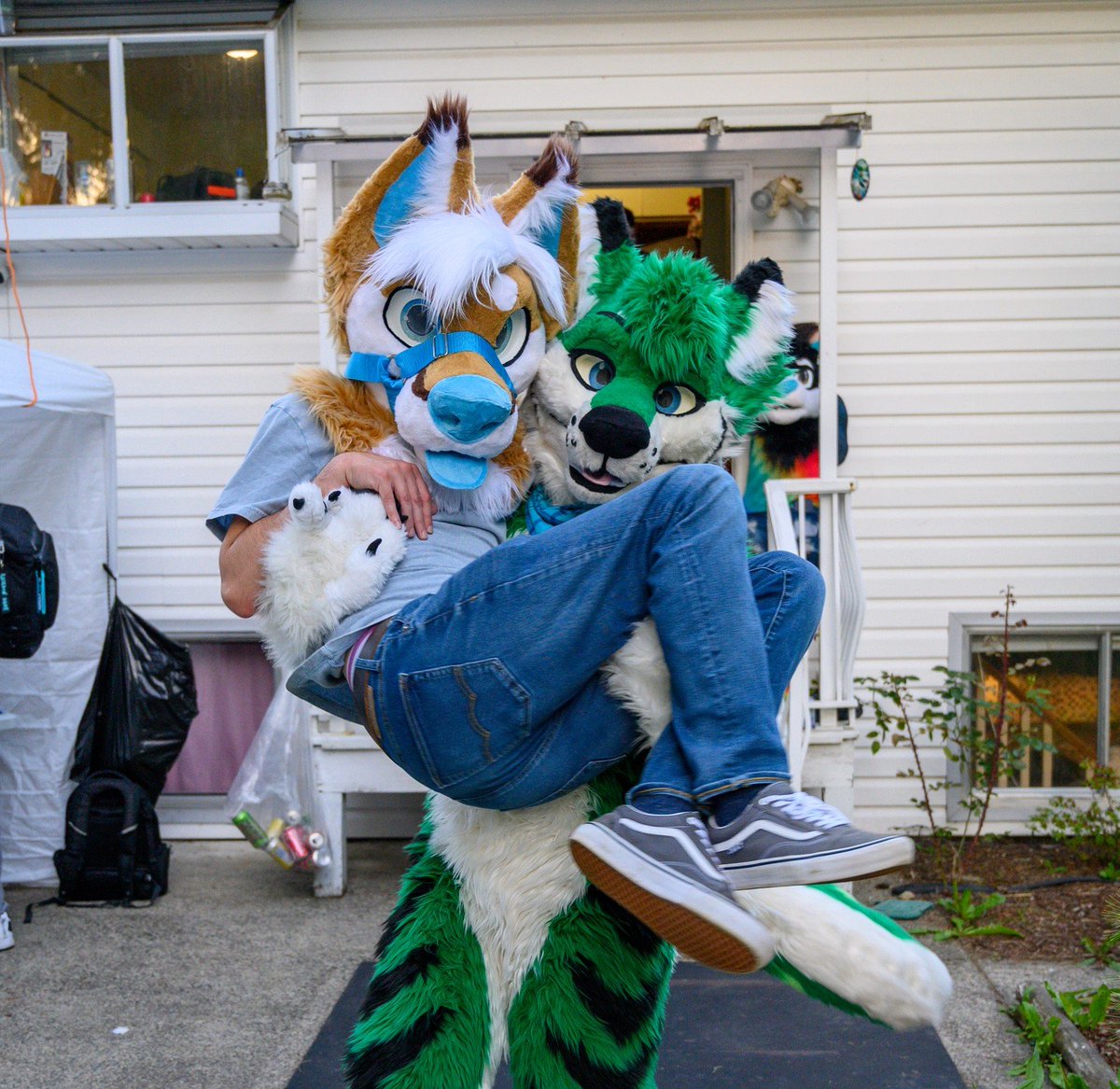 jikerdor's tweet photo. GOT EM ~ @FloofyFlynn https://t.co/yJlidxuXlQ