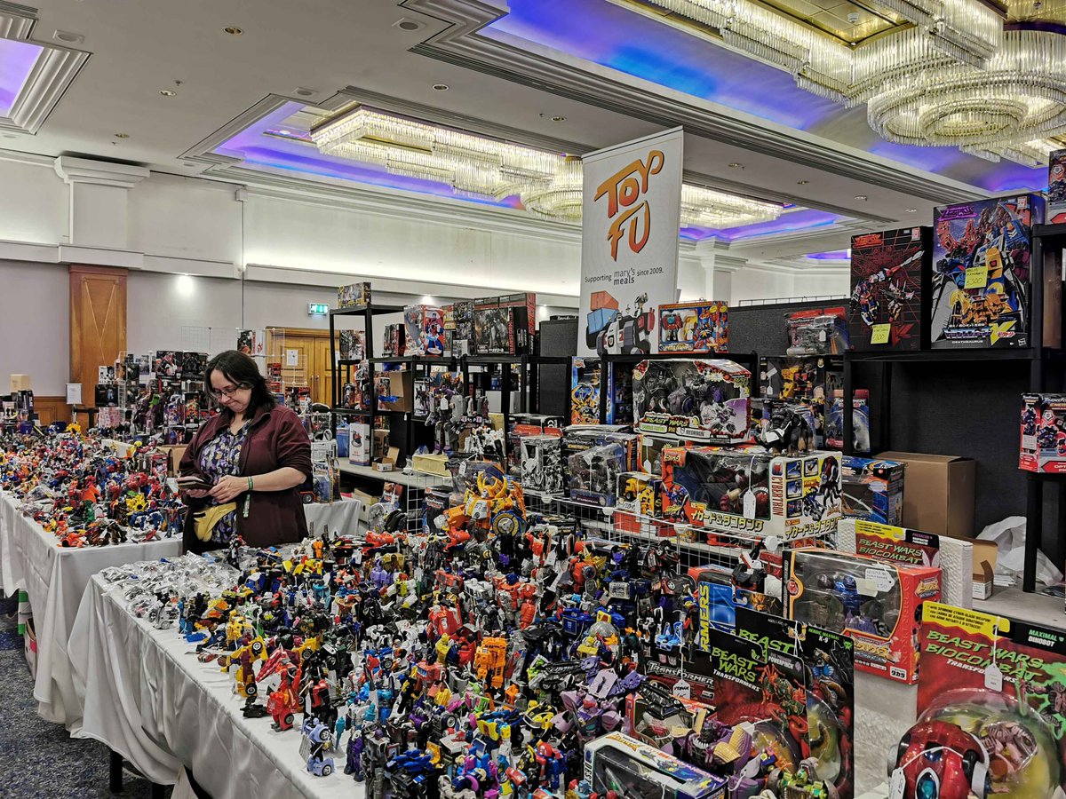 tfnationltd's tweet photo. There were so many incredible finds over the weekend at #TFNat10n! Share your convention hauls with us!

https://t.co/RX6UqEj9iF

#TFNation #Transformers https://t.co/El2SlZ3CkI