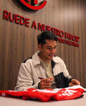 dcdiazleal's tweet photo. ¿Cuantós Diaz Price no habrá en la @LigaMXExpansion ? Toluca lo fichó a prestamo con opcion a compra de $300 mil usd, valor que para su ex-equipo CancúnFC es mucho, y para Toluca un regalo. 
El ascenso y descenso deportivo es muy necesario, por el bien del futbol Mexicano. https://t.co/XmAZYUYuzF