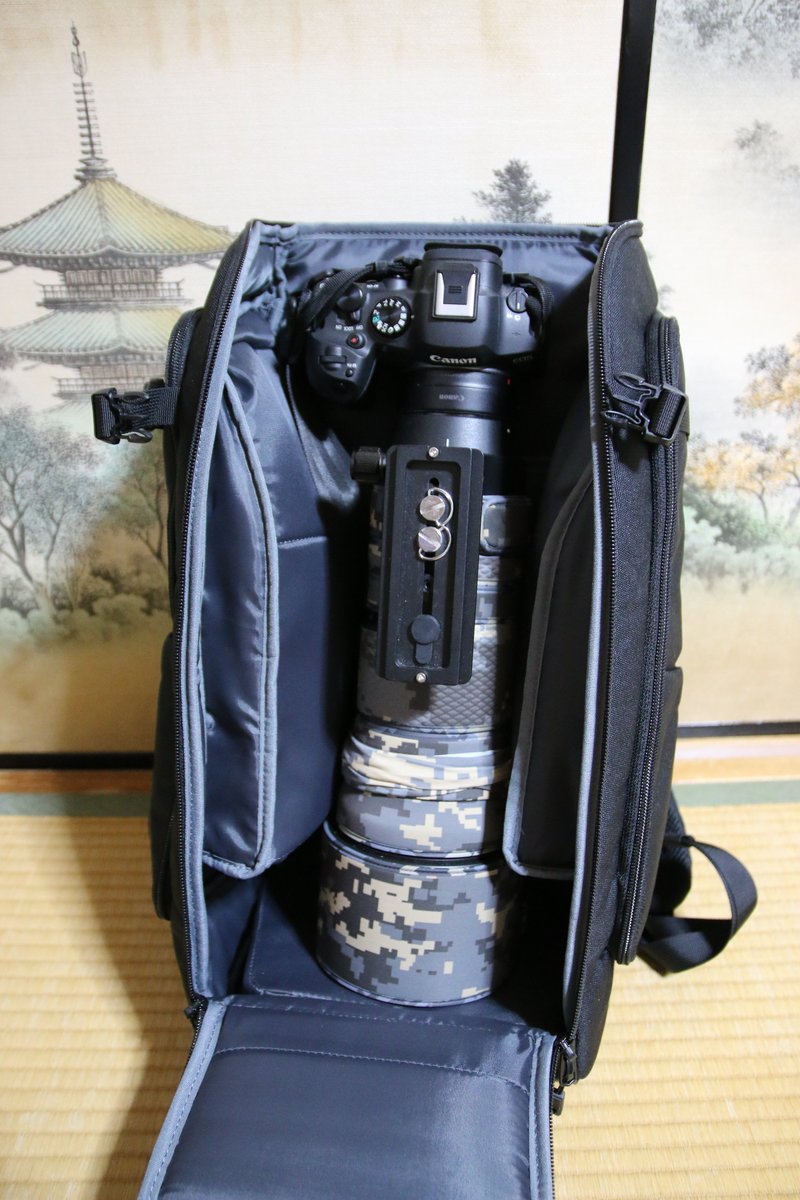whiten7s's tweet photo. 超望遠用のカメラバッグ 買いました！
【ハクバ GW-STANDARD リッジ
　　　　 レンズバックパック19 AZ】

②r6mark2+マウントアダプター
+SIGMA150-600mm(c)のフード付
　　　　　　　(計:43cm)が収まります。

④横腹にr7のような小さめのカメラなら
レンズ付けたまま入るかと。ﾊﾟﾝﾊﾟﾝ… https://t.co/s2FOSY4dmF