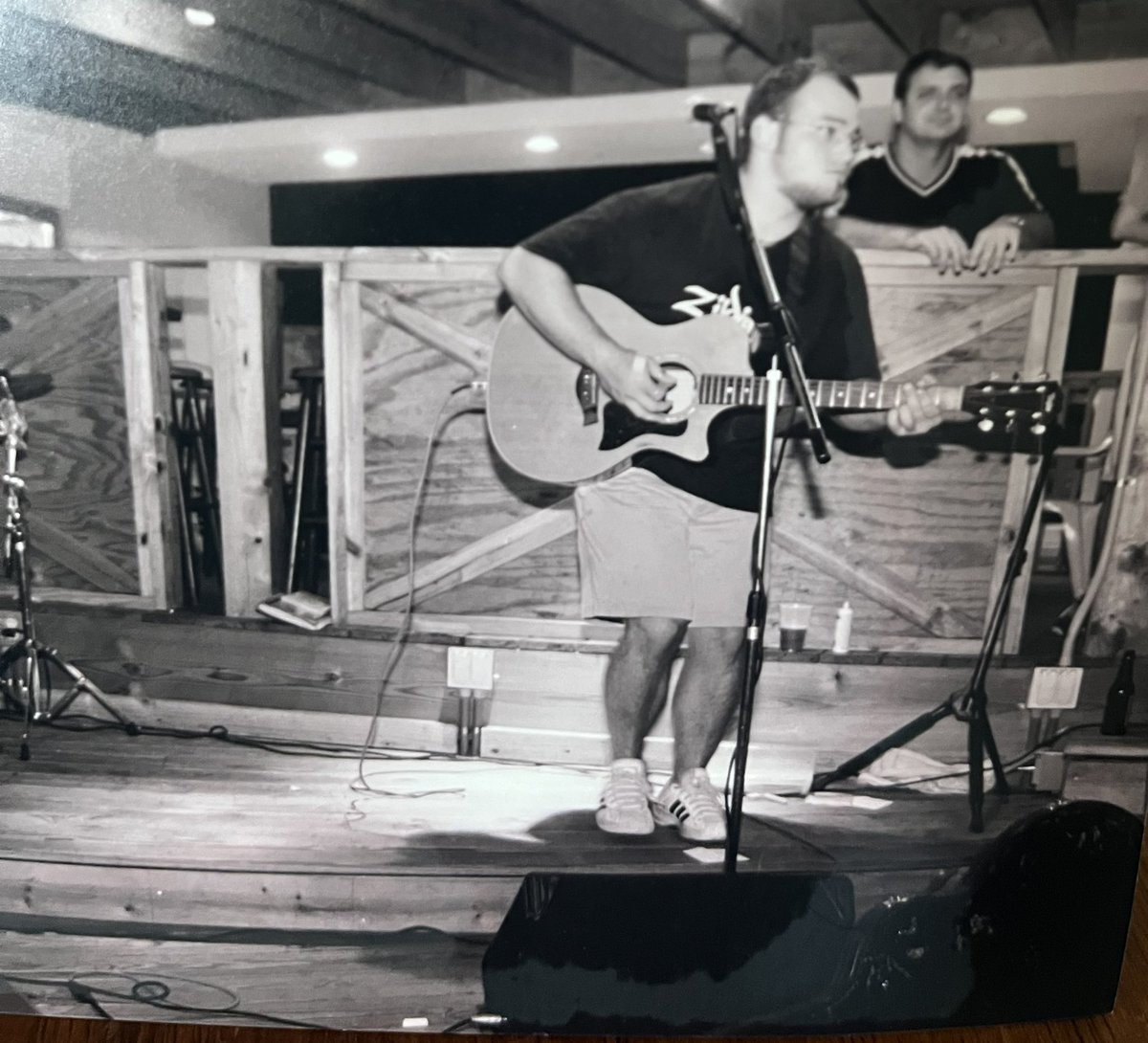 zacbrownband's tweet photo. Before the big stages, there were moments like this.

Who remembers Joey’s in Panama City Beach? https://t.co/vbS9RJFKob
