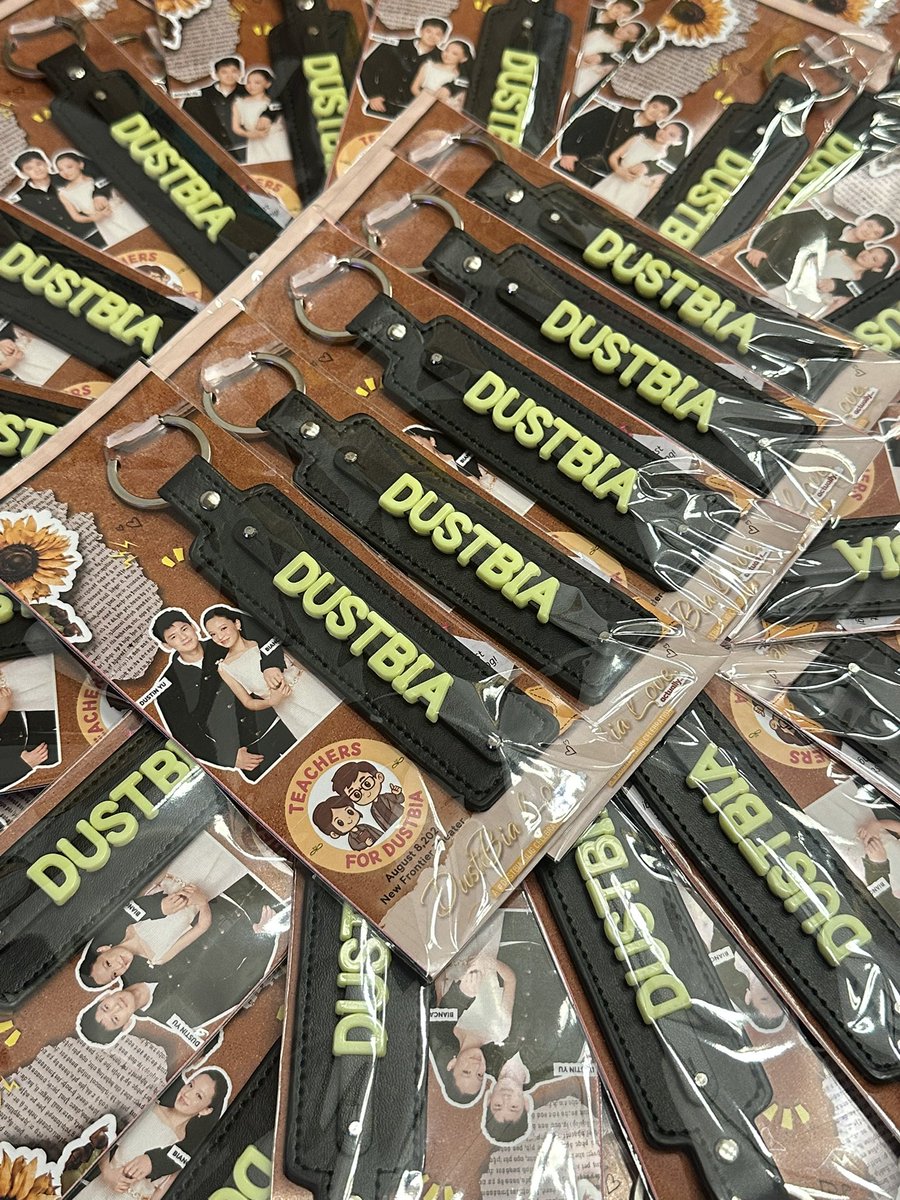 zhabzpt's tweet photo. Happy to share these simple leather keychains with @teachersfordb 💛✨ 
Open for trade din po ☺️ Ano, tara?

#DustBiaLoveActually 💛💛💛 https://t.co/k1Yzwo2l4i