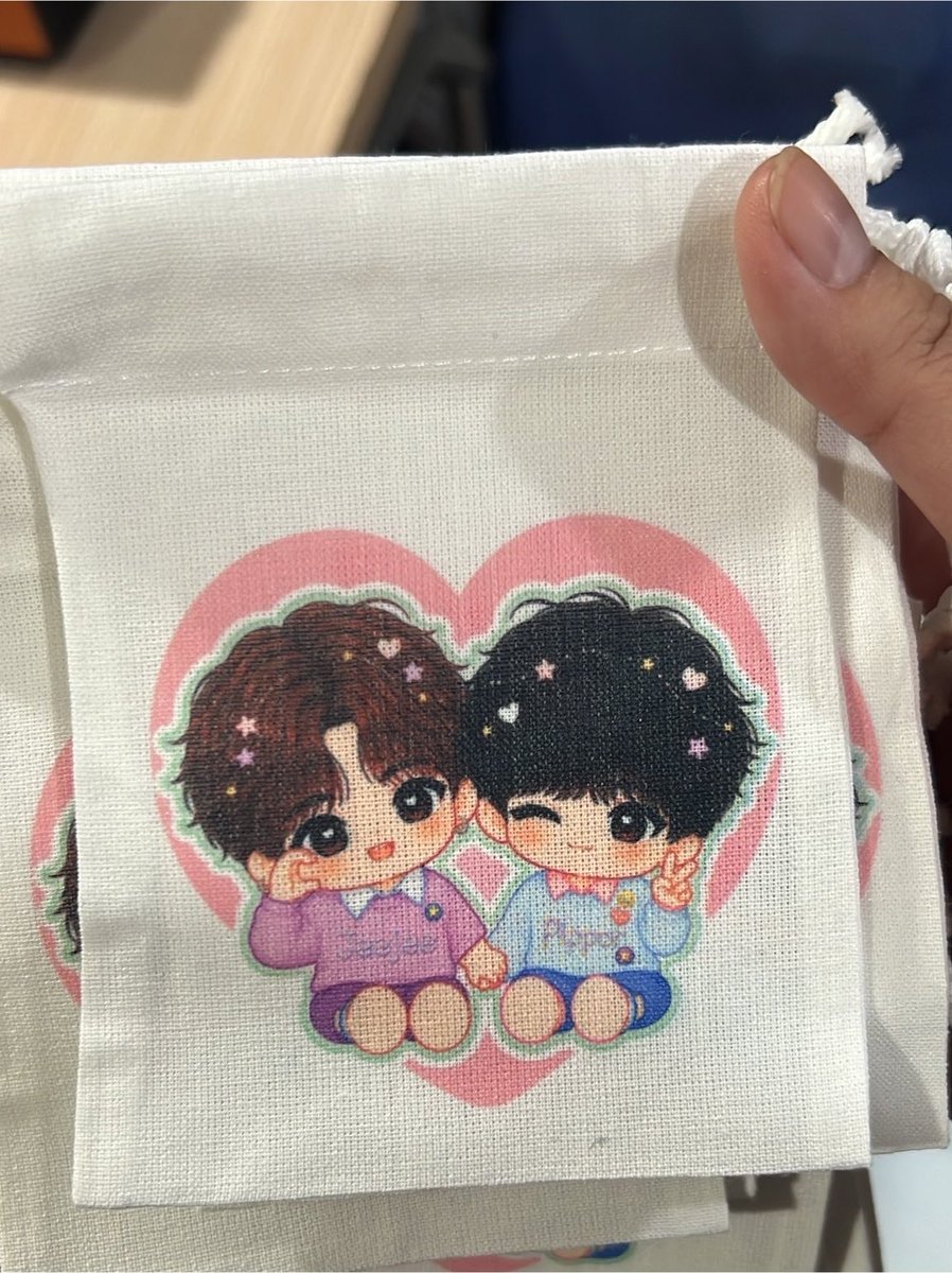 CartoonDnk's tweet photo. ☆—— giveaway ˚⋆🎀 ⋆˙⟡🩵💜 ——໒꒱
( For VAVA #DuangGoRoundConcert ) 

( Rt &amp; แสดงทวีตนี้ ) ถุงหูรูด 15EA

🎠: Impact arena
🎡: 16 Aug 2026

#Duang𝐆o𝐑ound𝐂oncert
#เจอด้วงที่อิมแพ็คนะเธอ 
#vava  #teeteepor https://t.co/qzFqVH31bq