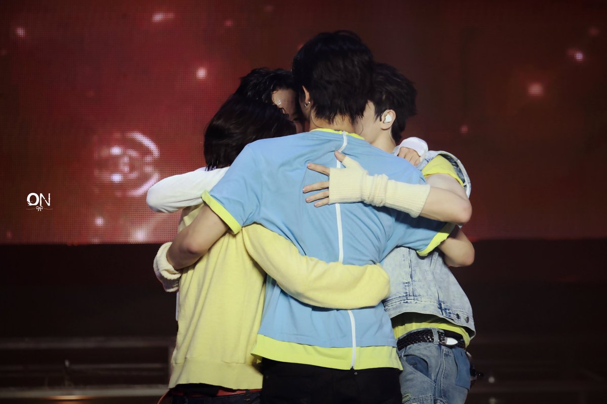 yoneon_723's tweet photo. 💞💞

#TREA6URE_ANNIVER6ARY_2026 
#YOONJAEHYUK #윤재혁 #ジェヒョク 
#TREASURE #트레저 #トレジャー https://t.co/URSL0jYZLL