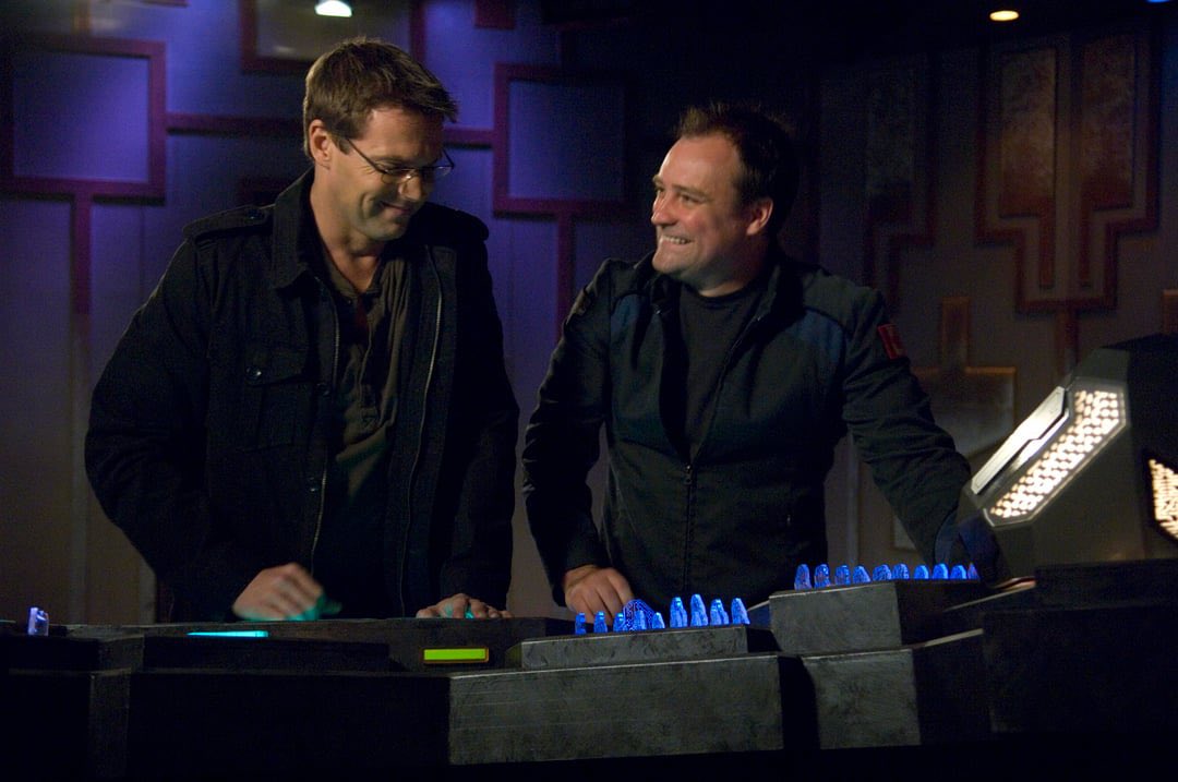m_rosenbloom28's tweet photo. Here's a question: when (not if) we eventually get a fourth Stargate series, who do you think will appear in all four shows? My picks are @MichaelShanks and @dhewlett. I'm hoping to see others too, but those two feel like the safe bets. #SaveStargate https://t.co/ReUwkK6J7D