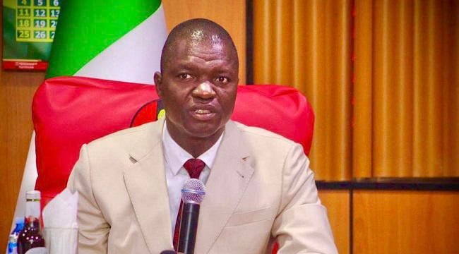 RealssaNews's tweet photo. EBONYI INDIGENES URGE GOV NWIFURU TO FOCUS ON INFRASTRUCTURE NOT 2027 ELECTION 🚨 #RealSSANews #EbonyiState https://t.co/JiLpRTJemJ
