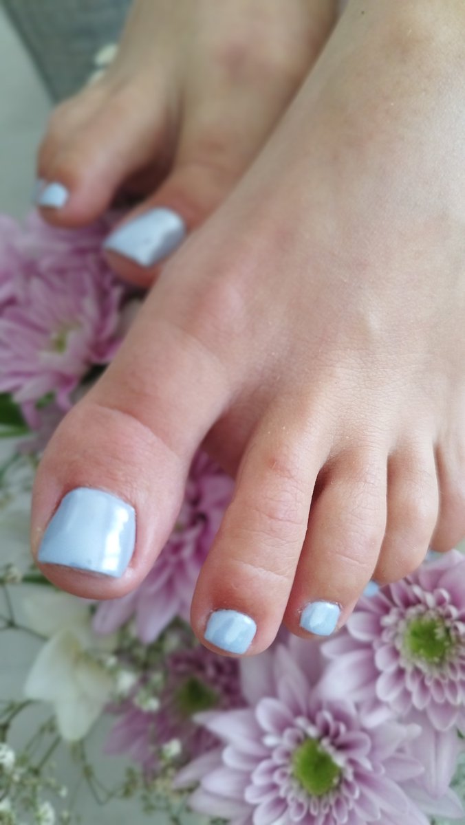 bloomfeet_'s tweet photo. @HrnyMaria1 https://t.co/cqPqEejrRY