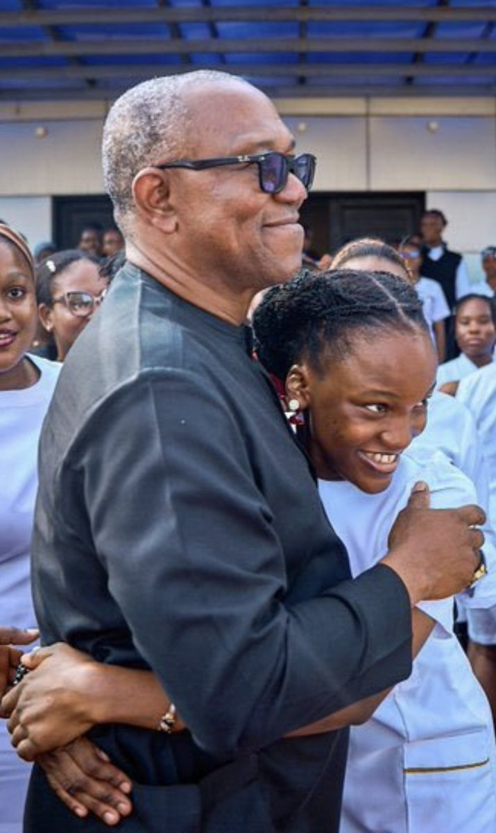 Uptownoflagos's tweet photo. Learnt her name is Temitope

Tomorrow you’ll tell her she didn’t feel the love of Christ here on earth amongst her fellow humans regardless of tribe. 📌 https://t.co/O6gkNPyoYJ