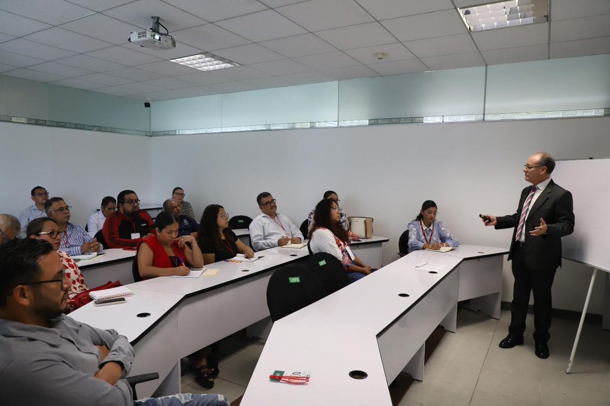 ORFIS_VER's tweet photo. El #ORFIS implementó la "Capacitación para la operatividad de los Sistemas Institucionales del ORFIS", a través de su titular, la Auditora General Mtra. @DeliaGlezCobos, quien recibió a las y a los servidores públicos del municipio de Ángel R. Cabada.
1/2 https://t.co/8WHF8G3LET