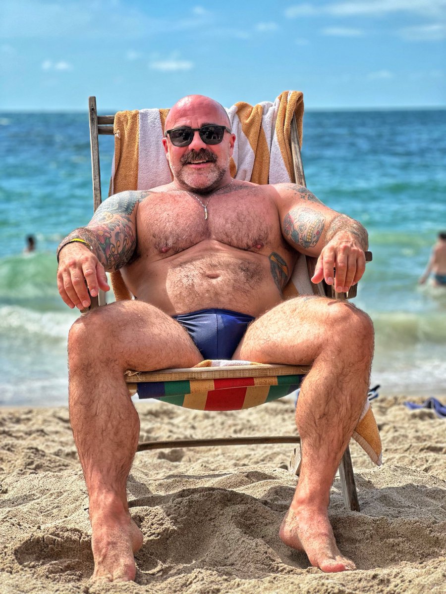 Beefygigson11's tweet photo. Happy place 😎☀️🌴 https://t.co/nnbZnvkIgK