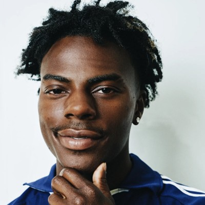 Sanbu7a's tweet photo. This photo always makes this nigga look like he's plotting something devious! https://t.co/DiHLvPGU7R