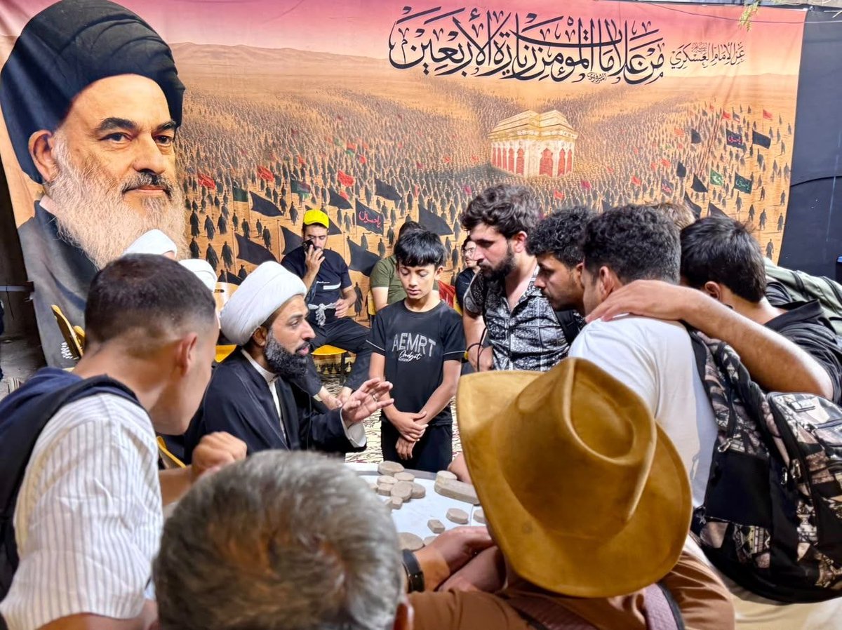 alshirazinet's tweet photo. 🛑 جوانب من المشروع التبليغي لحوزة العلامة ابن فهد الحلي العلمية في شارع الشهداء

وقد شهد المركز توافد جموع الزائرين عليه خلال الأيام الماضيَّة مقدّماً خدماته المختلفة للزائرين الكرام اضافة الى الإجابة على الأسئلة الشرعيَّة الفقهيَّة
التفاصيل:

🔻 https://t.co/vqqorC2VyQ https://t.co/6MtHnJtnLG