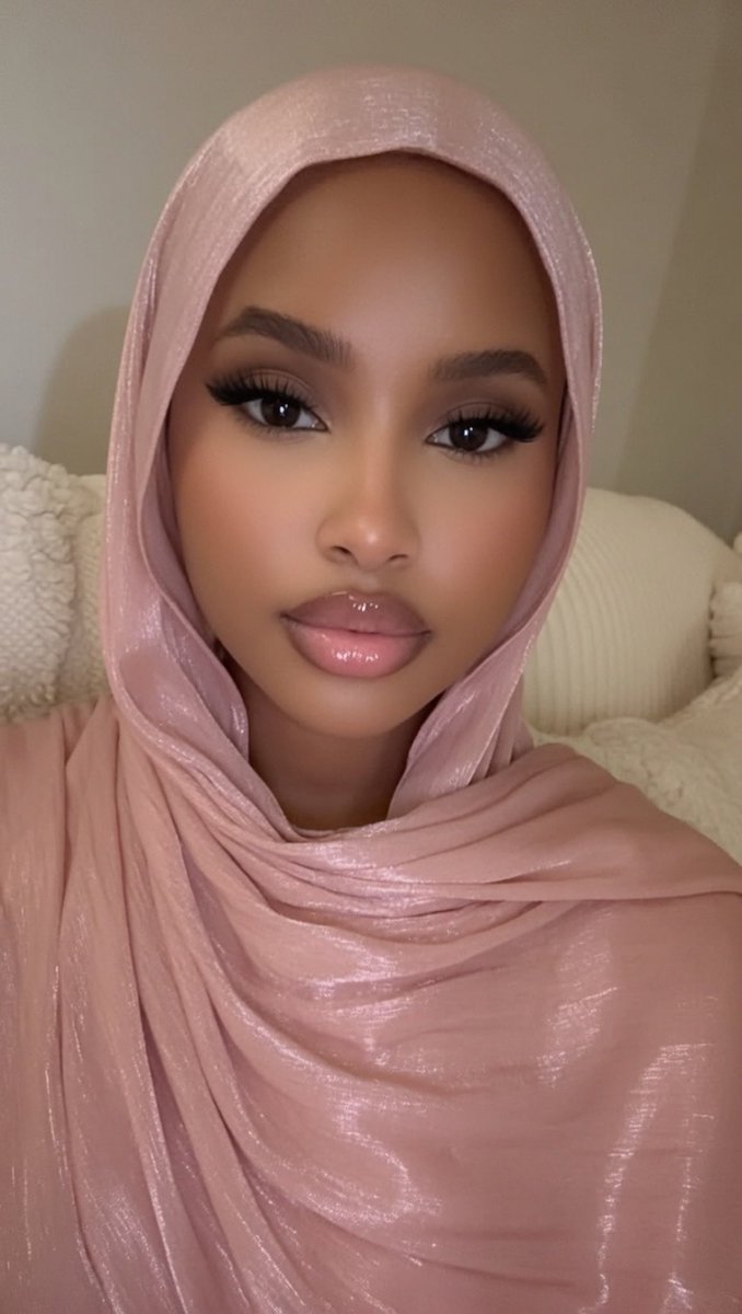 Userxgooner0's tweet photo. sexy somali hoejabi
#hoejabi #somalidhilo #dhilo #hijabi https://t.co/i7fwf2QJca