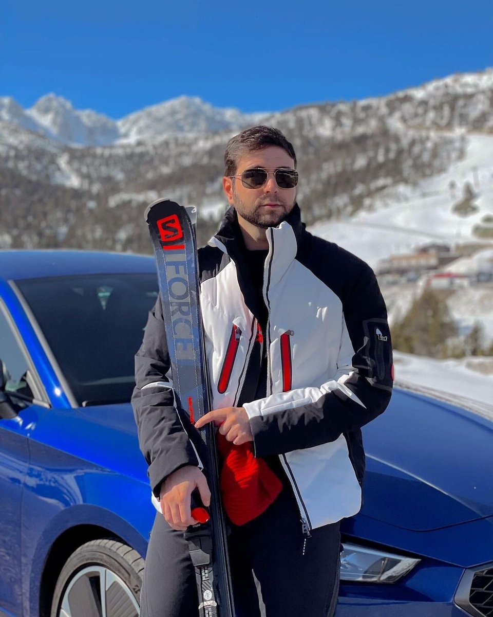 Hot_ESP_'s tweet photo. Buenas tardes alguien quiere acompañar a papi a la montaña para hacer un poco de deporte y bueno disfrutar de la compañia...

#freerol #sexrol https://t.co/febXvhDzHP