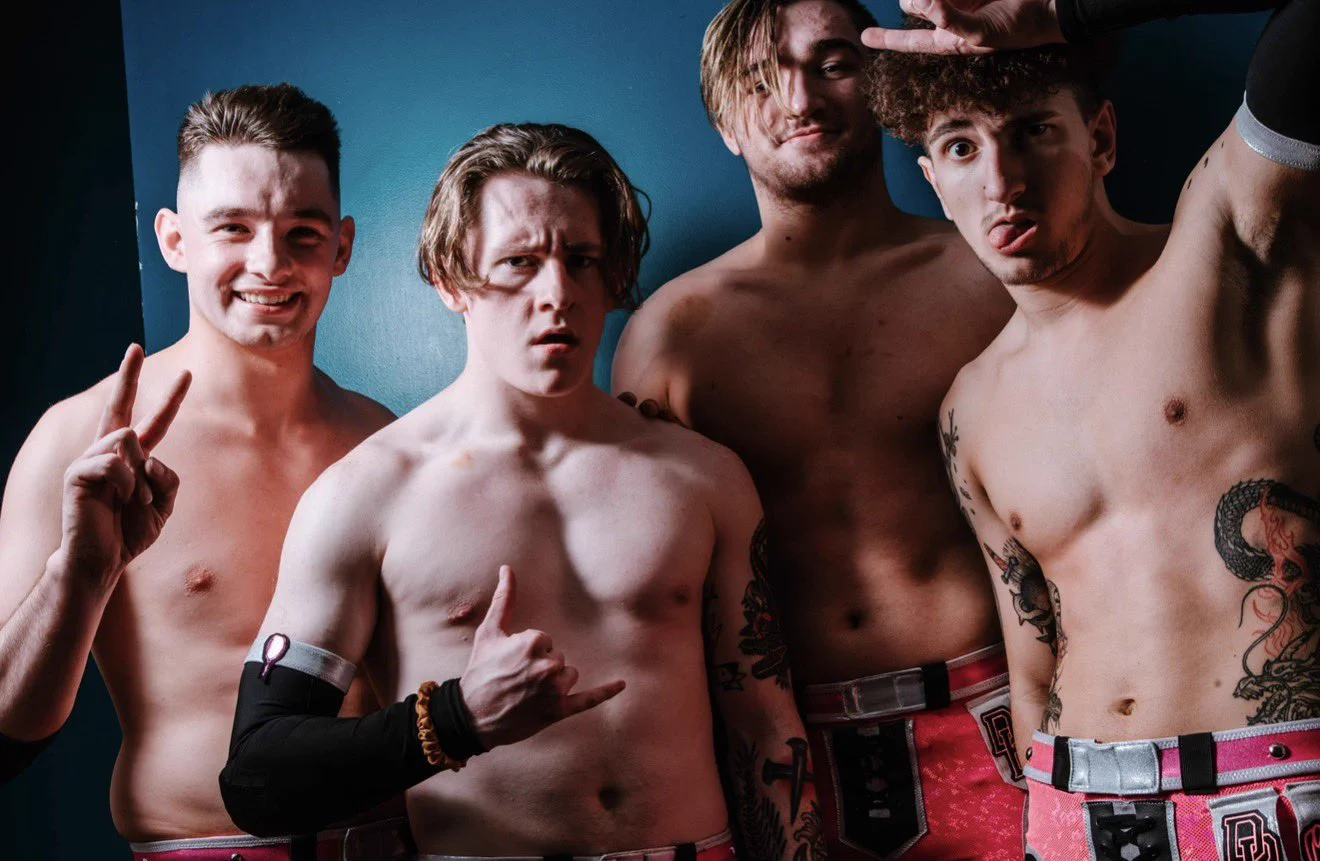 Maverick Mayhew マーベリック・メイヒュー (@Maverick_Mayhew) / X