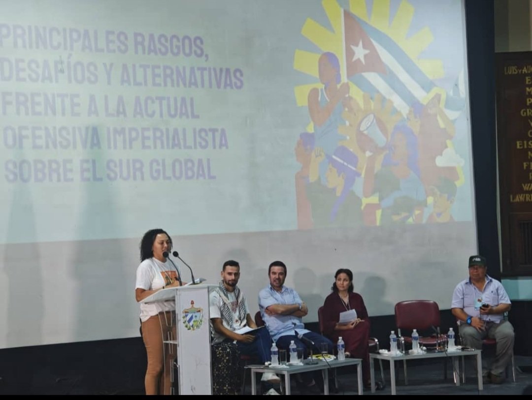 DrRobertoMOjeda's tweet photo. Junto a @DiazCanelB participamos en la inauguración de la IV Asamblea Continental ALBA Movimientos: Por el Socialismo 100 años caminado con Fidel. Un espacio que se centra en la búsqueda de alternativas a la arremetida imperial contra los pueblos. #CubaNoEstáSola https://t.co/O52Jv4uQbo
