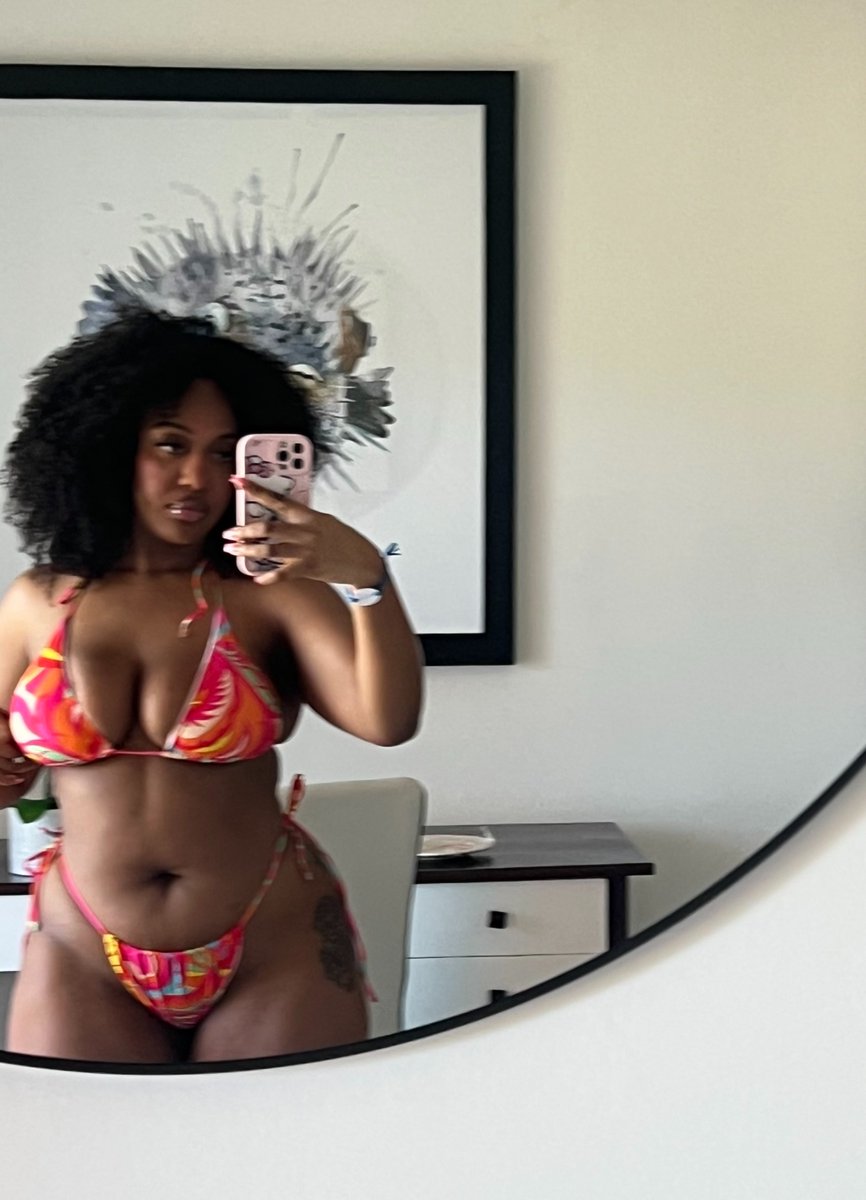 callhercupid's tweet photo. As a good gyal🇯🇲 https://t.co/5rWCCvwgHd