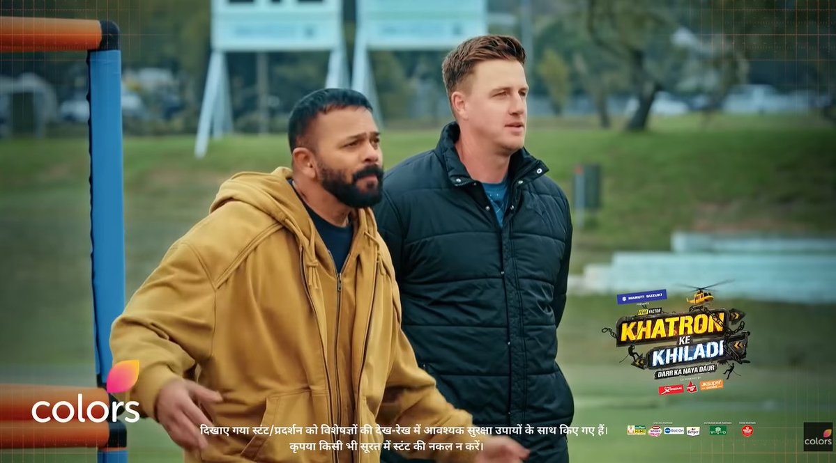 thecrichub_live's tweet photo. Former South Africa pacer and current #TeamIndia bowling coach Morne Morkel featured in India's version of Fear Factor (Khatron Ke Khiladi).

He presented a bowling challenge for the celebrity contestants, where they had to stop his ball.

#Cricket #KKK #KKK15 #FearFactor https://t.co/LcI7KqcJpH