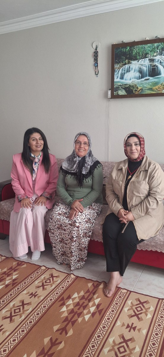 NevruzDoan2's tweet photo. 📍Yurt
Kıymetli Ayşe Hanım'ı ziyaret ederek Cumhurbaşkanımızın selamlarını ilettik.Samimi muhabbeti sonrası kendisinin üyeliğini gerçekleştirerek Ak Parti ailemize katılımını sağladık.Birlik ve beraberliğimizi güçlendiren bu anlamlı buluşma için kendisine çok teşekkür ediyorum. https://t.co/cFPG3M8Q1Z